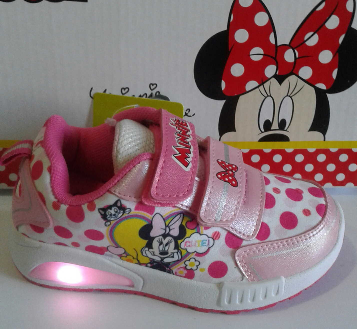 Scarpe Cars Con Luci Per Bambini - Taglie Dal 24 Al 30, Materiale Sintetico, Suola Piatta